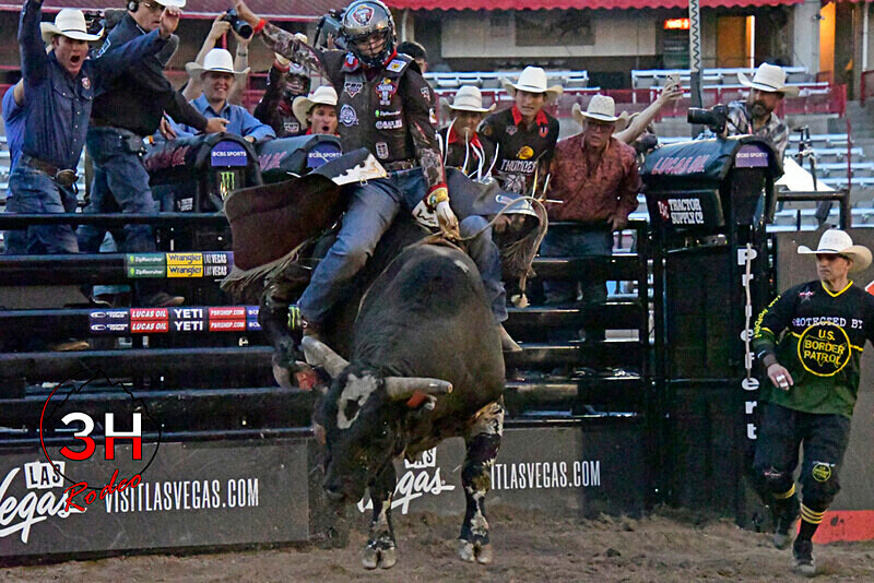 _DSC3239 - Professional Bull Riders Team Performance - CFD