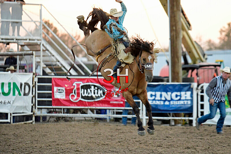 3HRodeo8-5-24_CFD_3HR-YUMA- 0957_ - AUG 5th Rodeo Performance