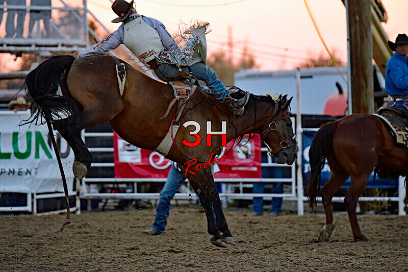 3HRodeo8-5-24_CFD_3HR-YUMA- 0786_ - AUG 5th Rodeo Performance