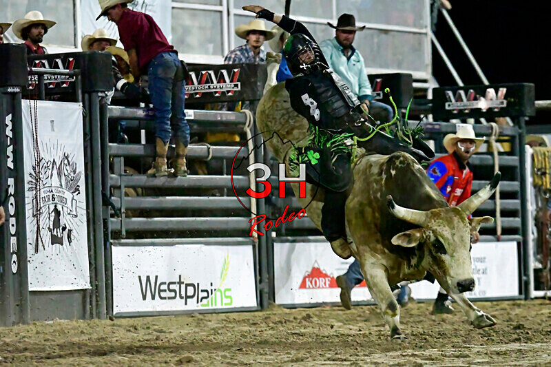3HRodeo8-5-24_CFD_3HR-YUMA- 6104_ - AUG 5th Rodeo Performance