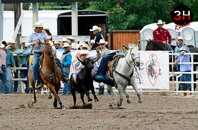 _DSC3048 - CFD Slack Performance - July 18, 2023 - Steer Wrestling