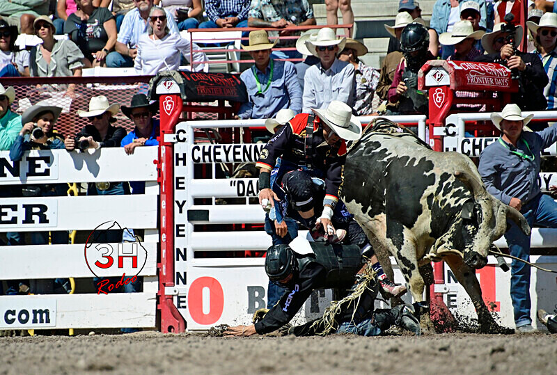 3HRodeo_CFD_JUL_24_2026_02689_Dusty_Tuckness_Save - July 24th Rodeo Performance
