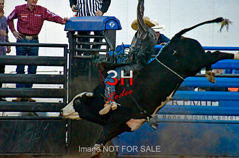 3HRodeo7-11-24_LJD_3HR2629_LJD - Mr. T Xtreme Bull Riding