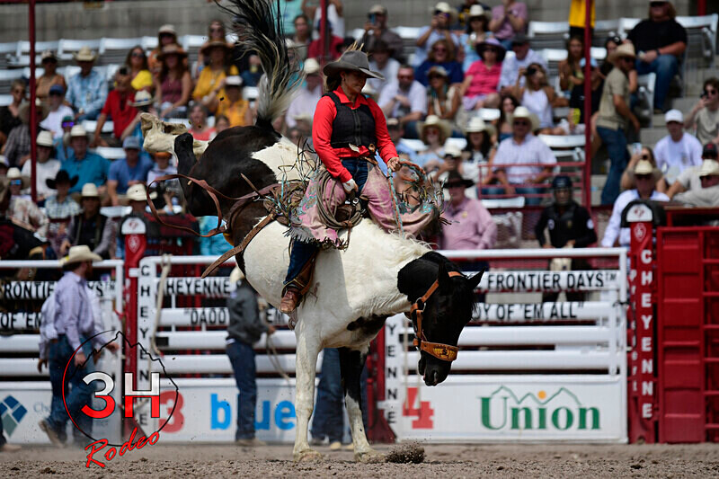 3HRodeo7-20-24_CFD_3HR5127_ - Women's Ranch Bronc Championship