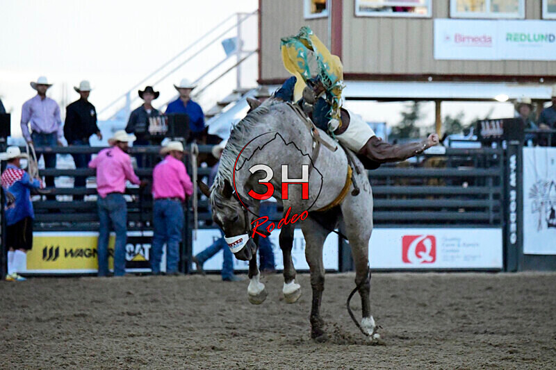 3HRodeo8-4-24_CFD_3HR-YUMA- 0736_ - AUG 4th Rodeo Performance