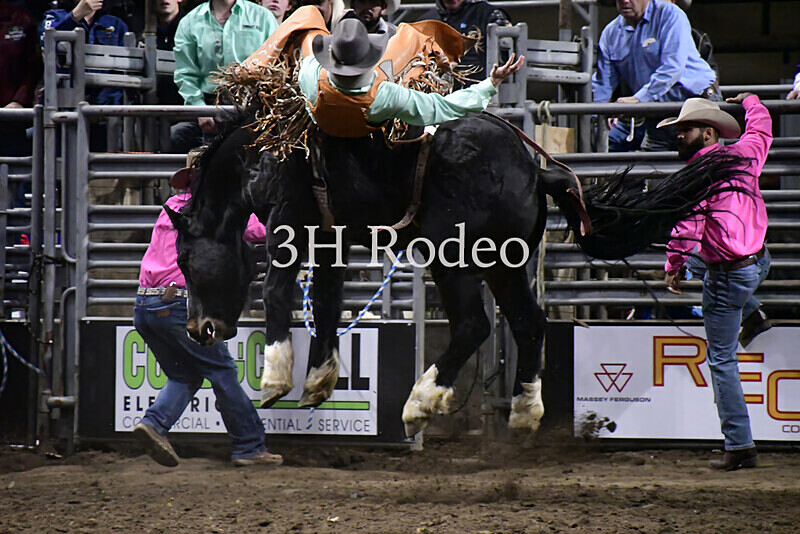 Connor Heinert_DSC2417 - Extreme Rodeo Challenge