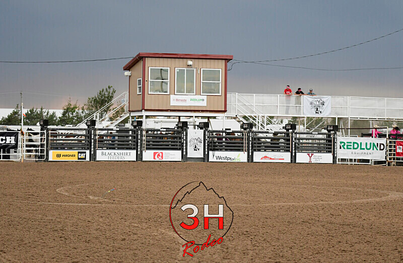 3HRodeo8-4-24_CFD_3HR-YUMA- 0041_ - AUG 4th Rodeo Performance
