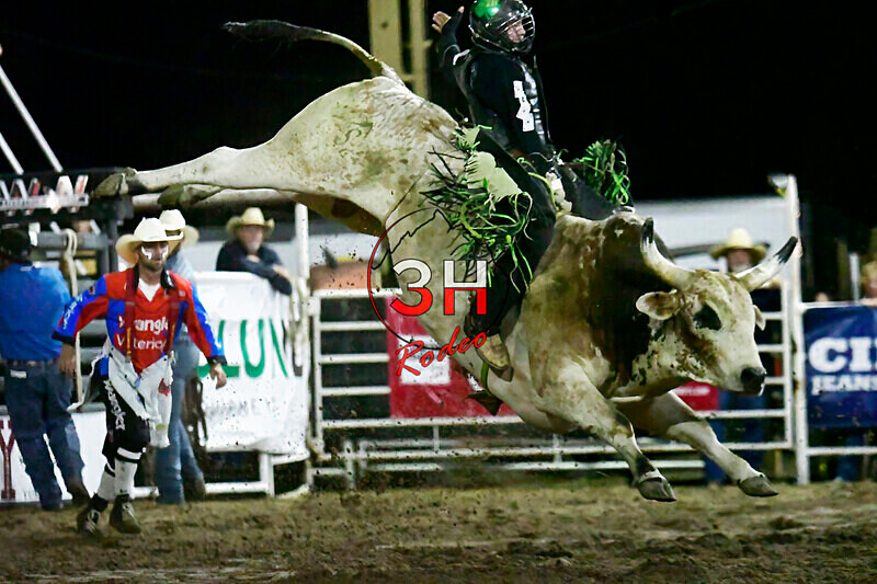 3HRodeo8-5-24_CFD_3HR-YUMA- 6109_ - AUG 5th Rodeo Performance