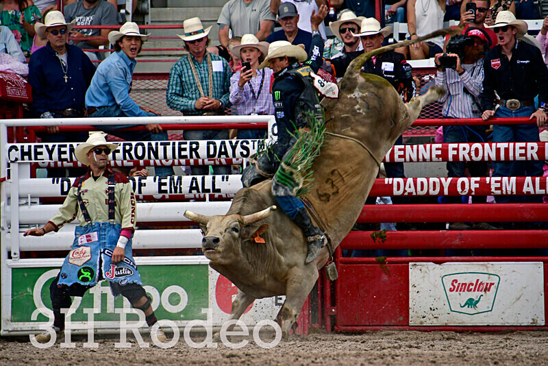 JB Mauney_8392 - CFD Rodeo Performance - July 27th