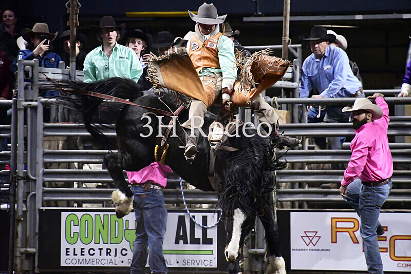 Connor Heinert_DSC2425 - Extreme Rodeo Challenge