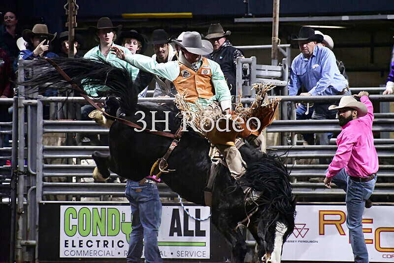 Connor Heinert_DSC2426 - Extreme Rodeo Challenge