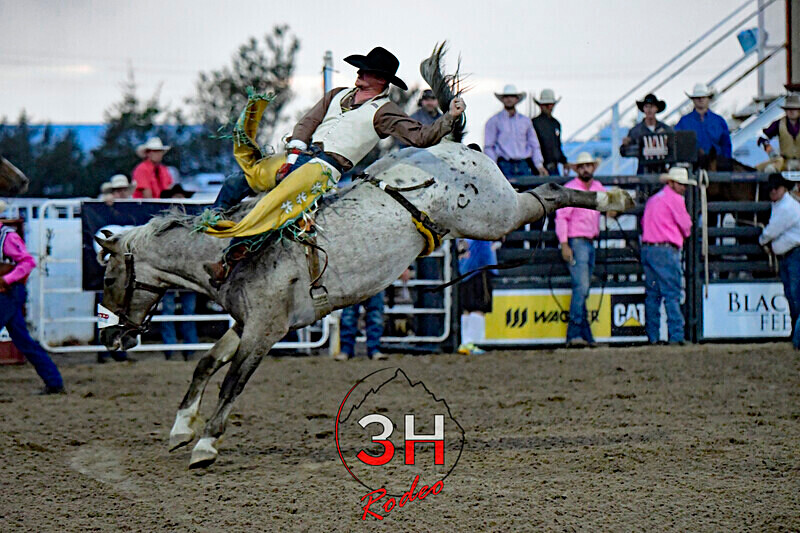 3HRodeo8-4-24_CFD_3HR-YUMA- 0747_ - AUG 4th Rodeo Performance