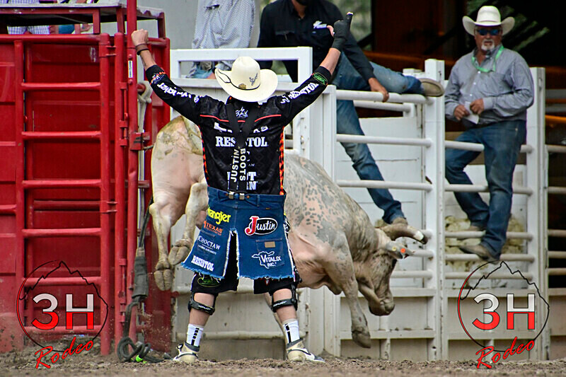 3HRodeo_CFD_JUL_22_2026_03428 - July 22nd Rodeo Performance
