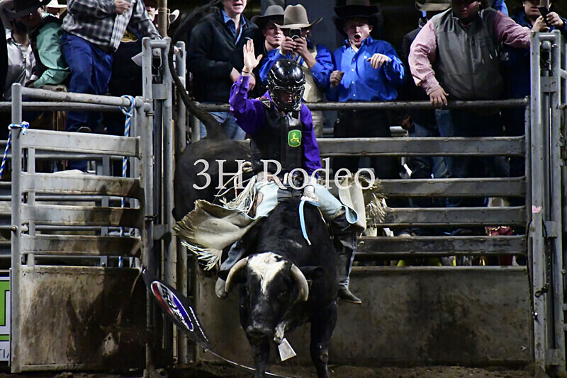 Brenson Bartlett_DSC1640 - Extreme Rodeo Challenge