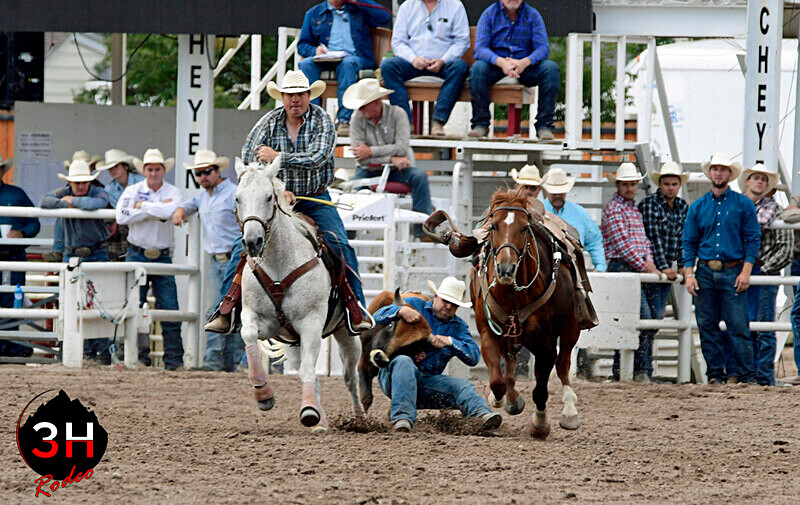 _DSC3216 - CFD Slack Performance - July 18, 2023 - Steer Wrestling