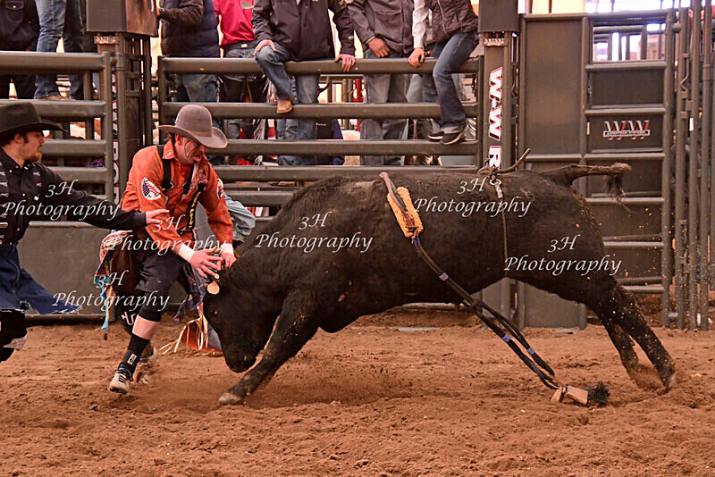 _DSC6842 - 2021 Flying B Youth Bull Riding Series Finals