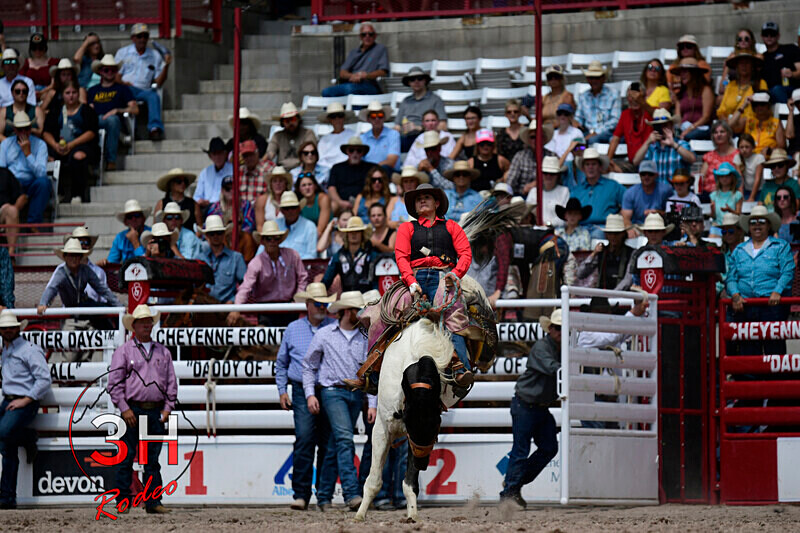 3HRodeo7-20-24_CFD_3HR5109_ - Women's Ranch Bronc Championship