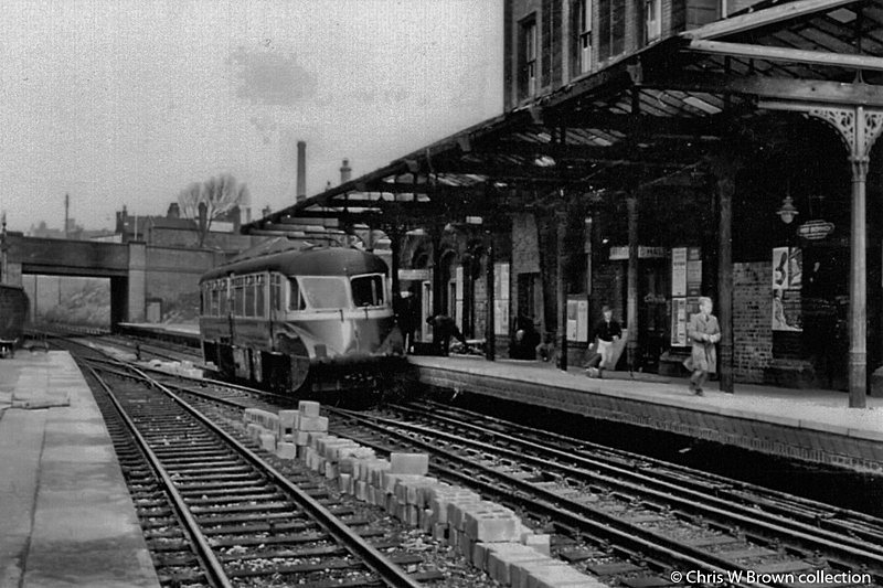GWR railcar at West Bromwich - date unknown - West Bromwich station
