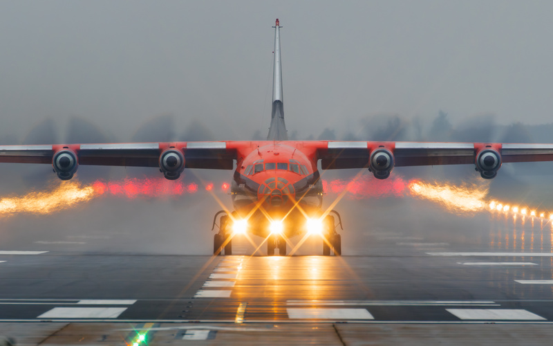 _MG_0883_UR-CEZ - Cavok Air