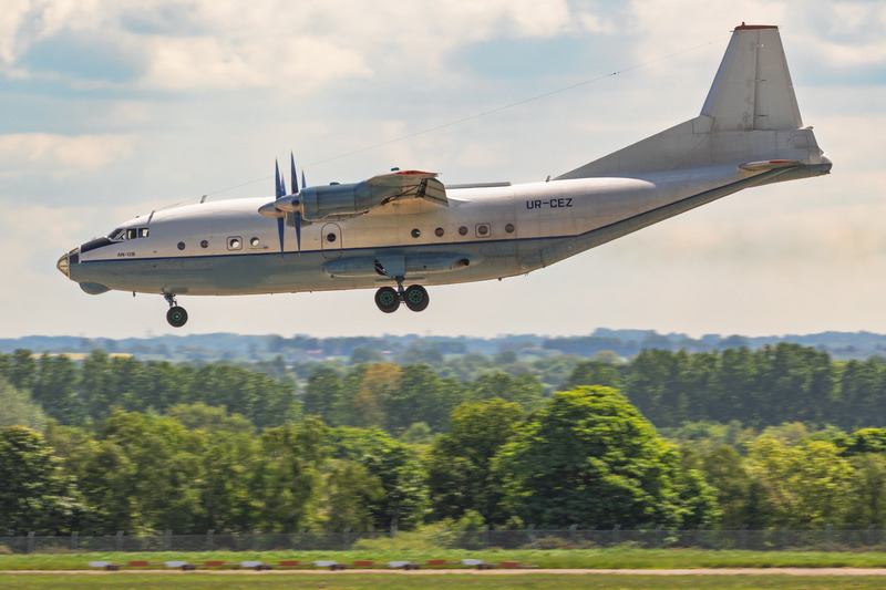 _MG_2518_UR-CEZ - Cavok Air