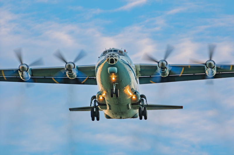 _MG_5023_UR-CEZ - Cavok Air