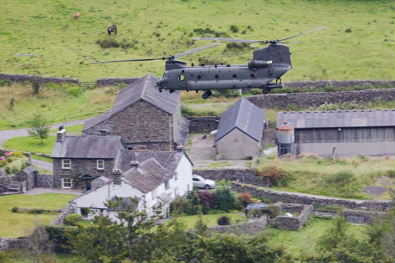 Chinook ZK555_5603 - Modern Military