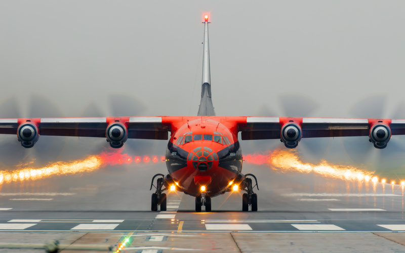 _MG_0913_UR-CEZ - Cavok Air