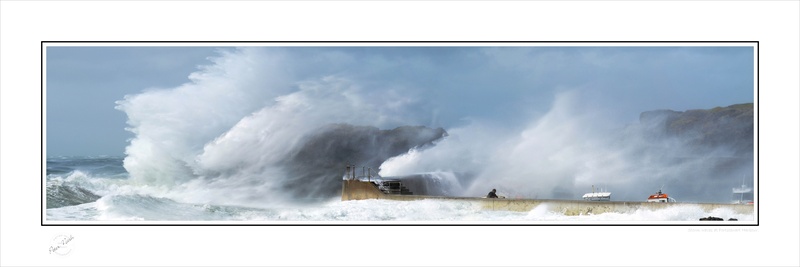 2011-040CP Storm waves at Portstewart Harbour - Co. Derry/Londonderry