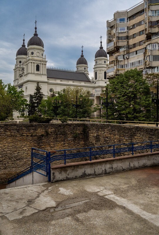 Contrasts - Romania