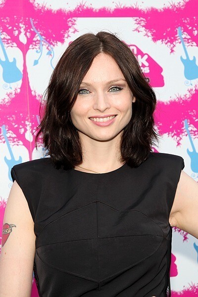 Sophie Ellis Bextor by Kevin Petch - Music Photography - Backstage