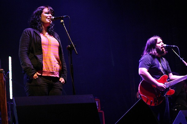 The Magic Numbers by Kevin Petch - Music Photography - In Concert