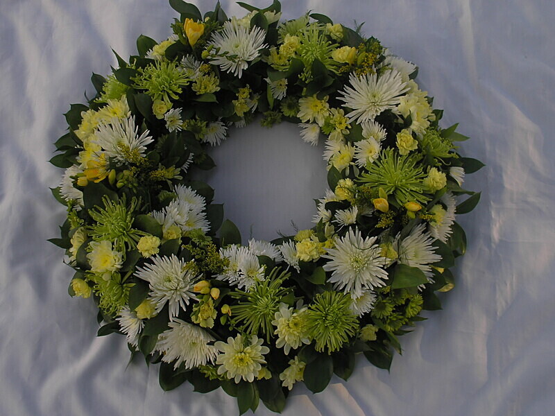 21 - Medium wreath - Chrysanthums - Funeral and Remembrance Flowers