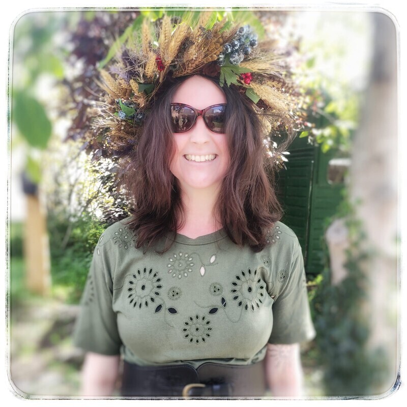 Georgia - Dancer & Musician - Members