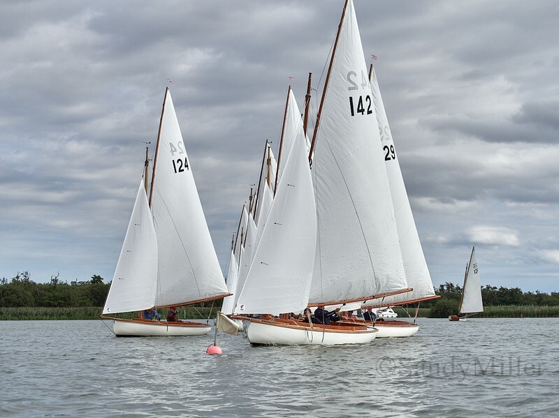 _1012808 - Barton Regatta 2025