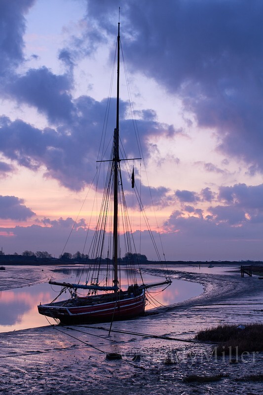 _MG_3941 - Estuary light