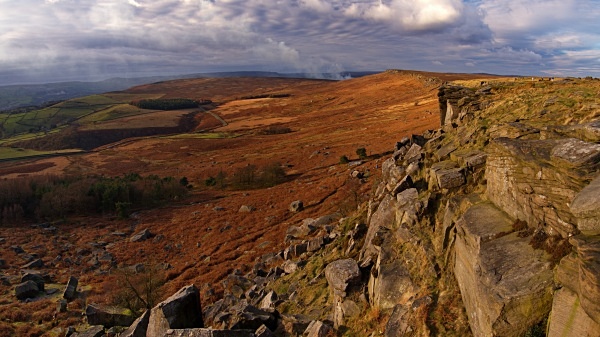 Stanage Edge photographed by Roger Butterfield