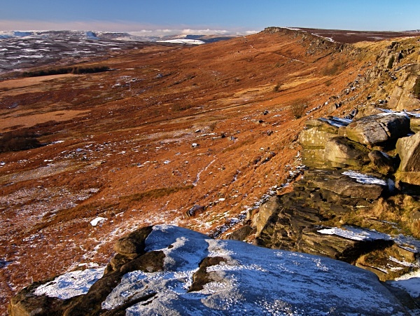Stanage Edge, photographed by Roger Butterfield.