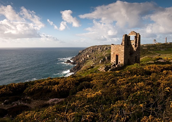 Botallack Mines photographed by Roger Butterfield
