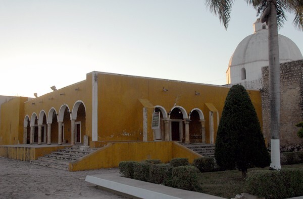 San Francisco de Asís, capilla abierta - Hecelchakán, Campeche