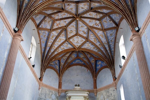 Sanctuary, ribbed vault - Nave, sanctuary murals & cloister