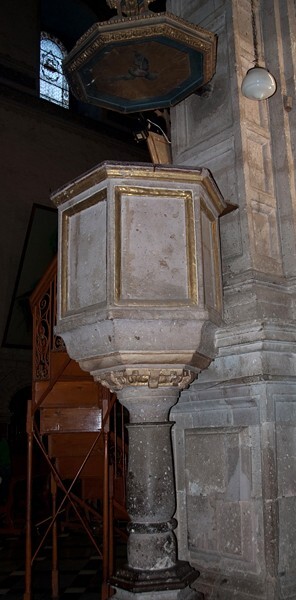 Nave pulpit - San Pablo, nave, sacristy & cloister