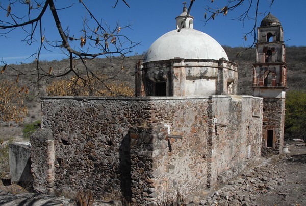 Apse, dome & bell-tower - Nuestro Señor de Ojo Zarco (El Templo del Barrio)