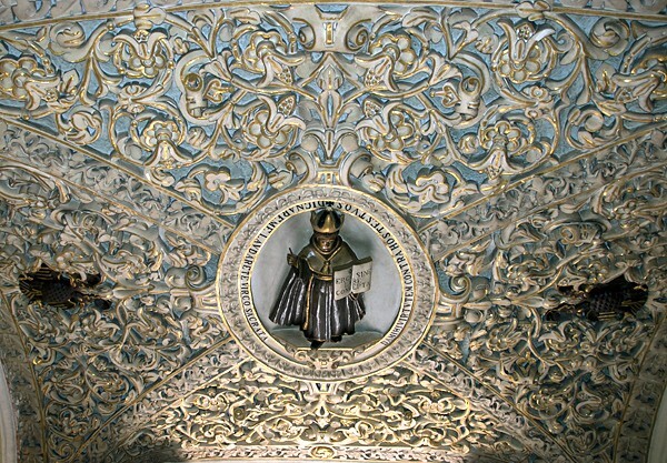 Sotocoro strapwork & relief - Cupola, sanctuary, transepts & sotocoro