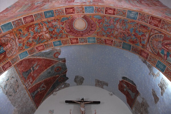 Sanctuary arch & murals - Cholul, Yucatán