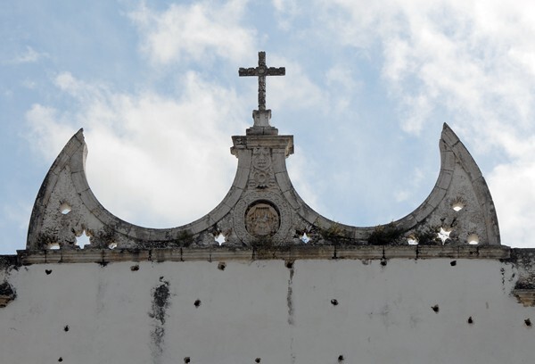 Façade, roof crest & cross - Capilla Abierta (called La Purísima Concepción)