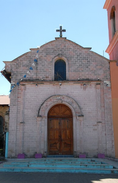 Santiago, façade - Zicuicho, Michoacán