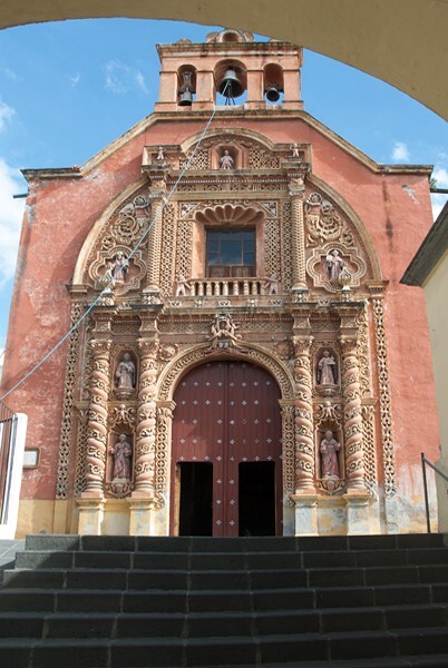 La Tercera Orden, façade - Façade, lateral portal & sacristy door