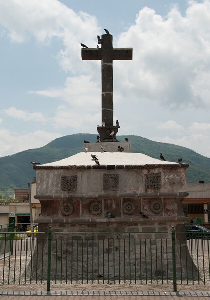 Atrial cross, front & stump - San Juan Bautista, atrial cross