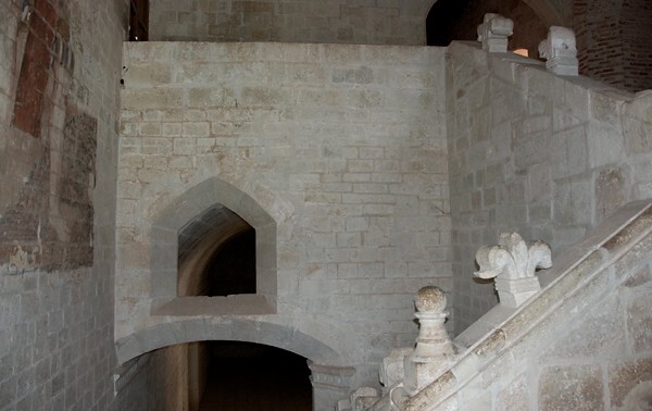 Cloister stairwell - Convento & Cloister