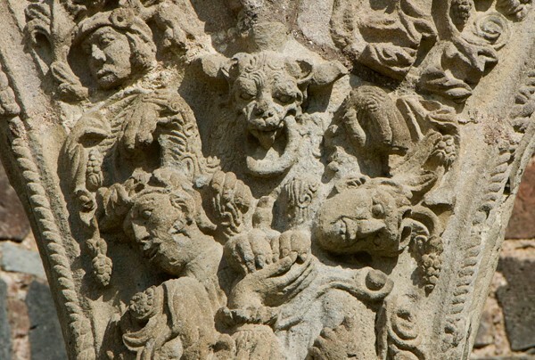 Portería, near-left arch, impost relief - San Luis Obispo, capilla abierta